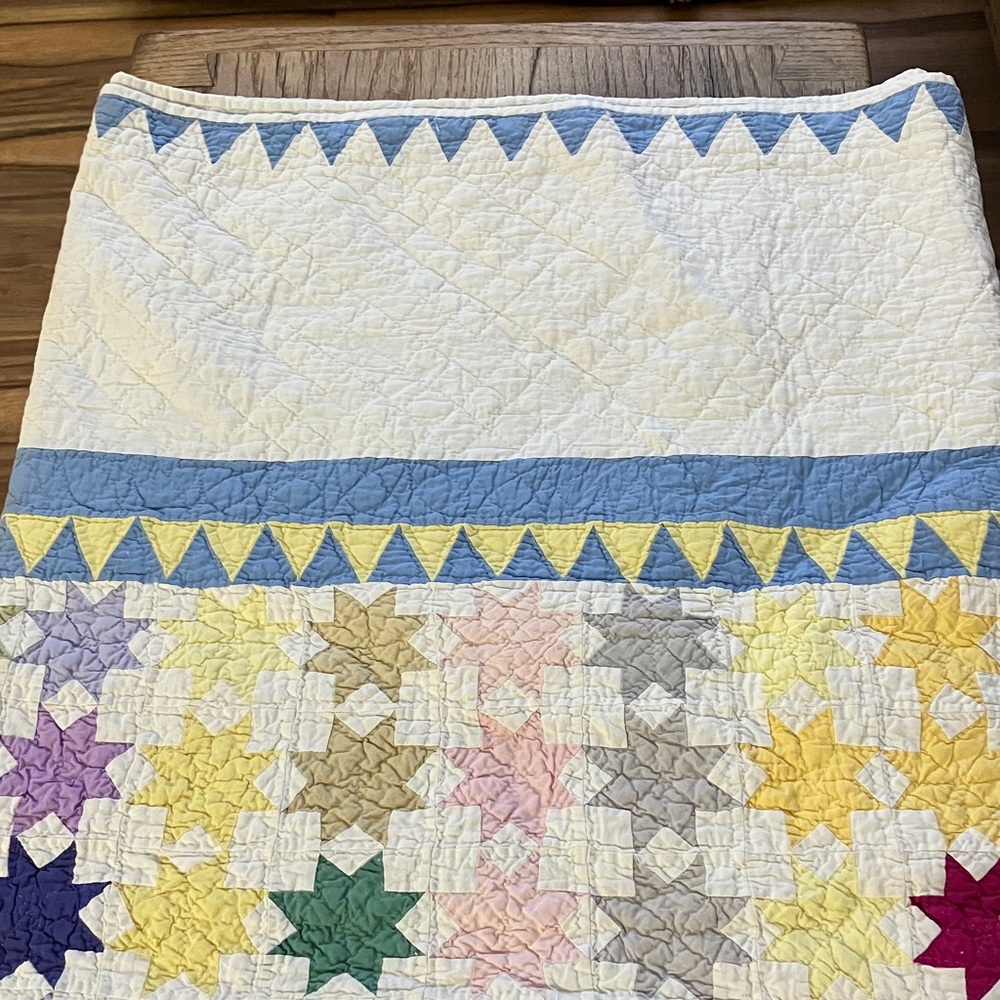 Judi Boisson King Size Quilt. Pastel Stars Pattern.